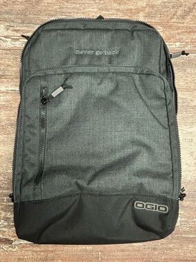 OGIO EUC Men's Charcoal and Black Everyday Backpack Never Go Back Travel Laptop
